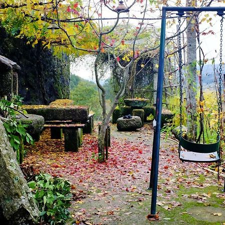 Casa Do Penedo Geres Villa Terras de Bouro Dış mekan fotoğraf